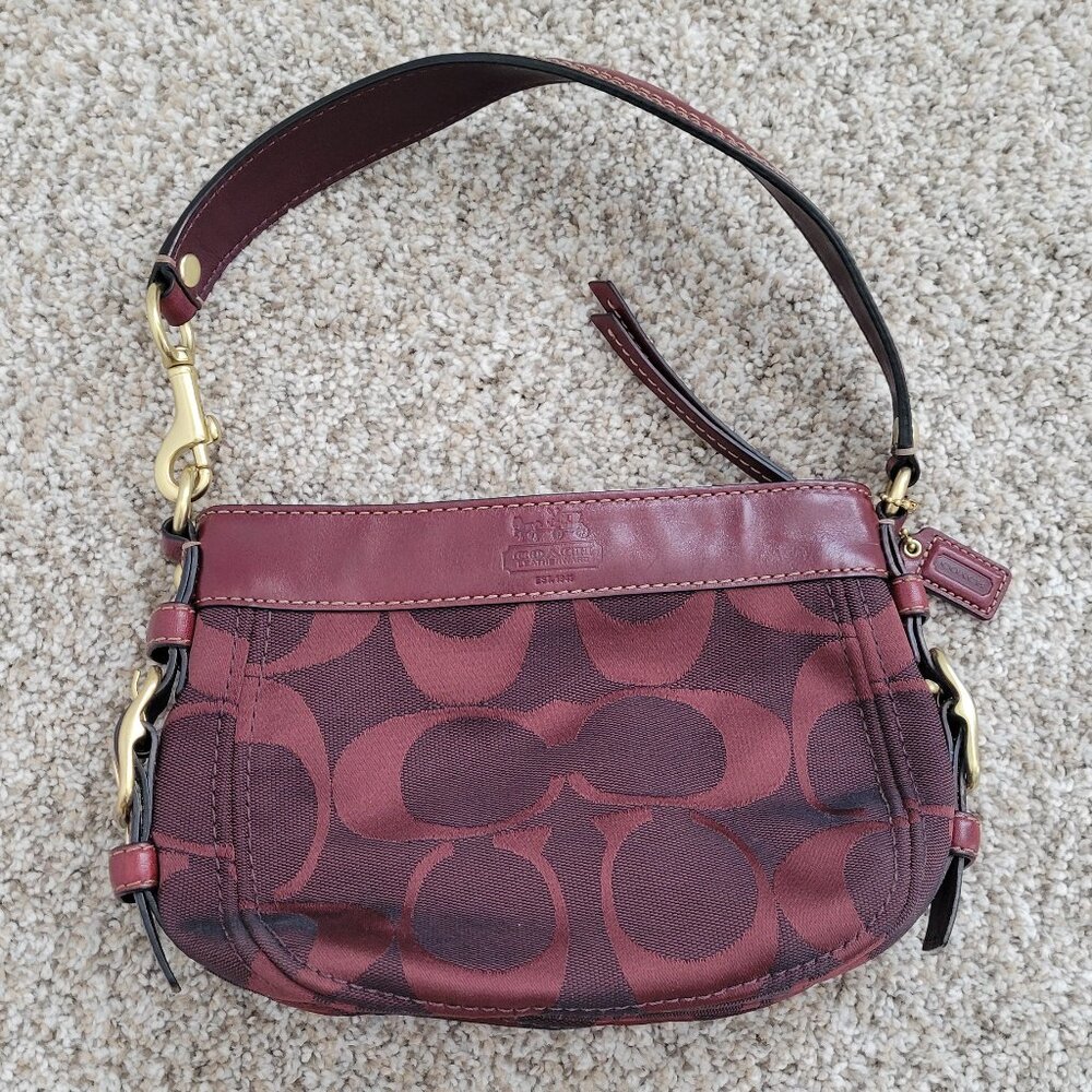 Coach Signature Zoe hobo shoulder bag